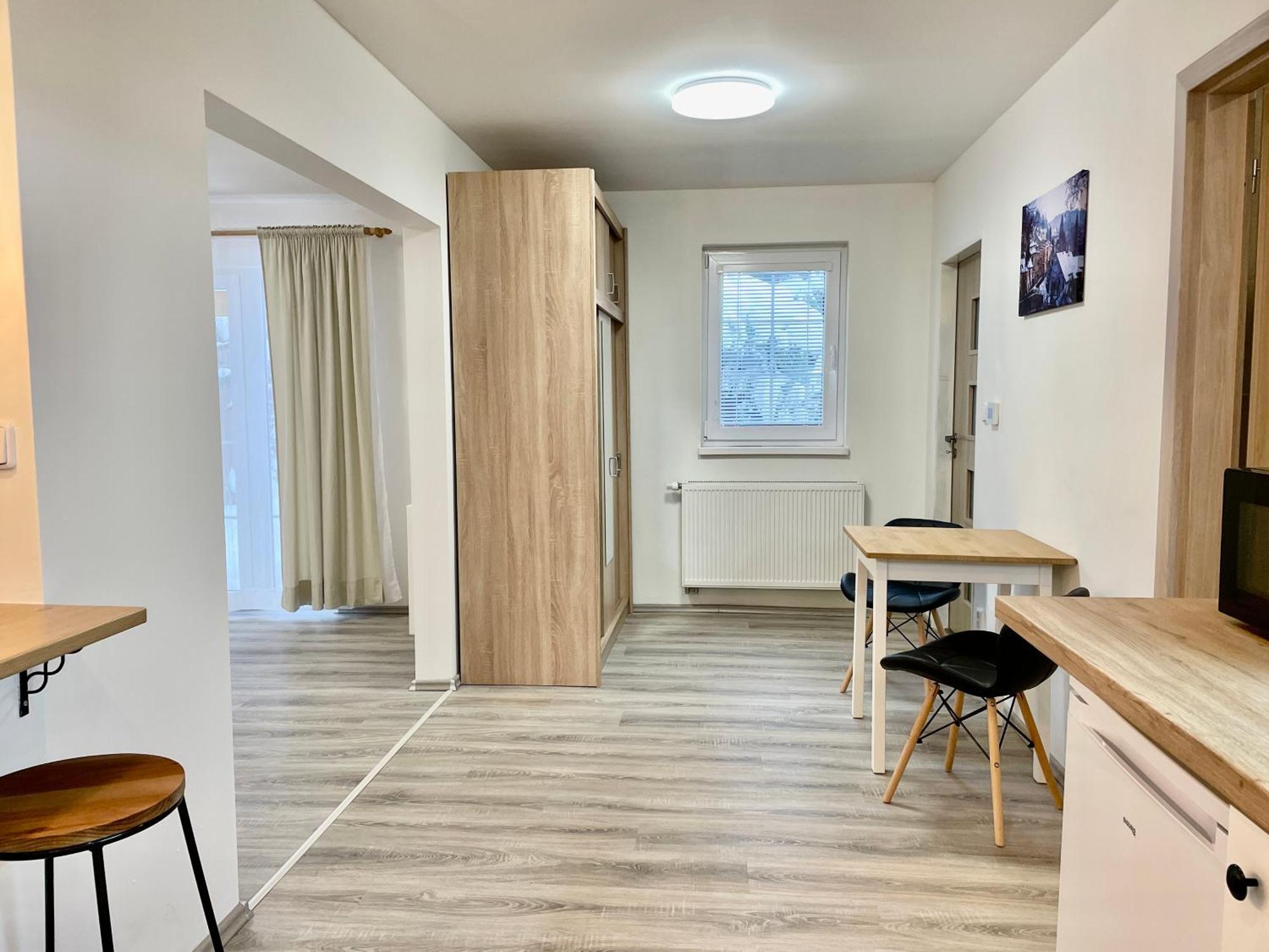 1041 By Mountain Ways Apartment
